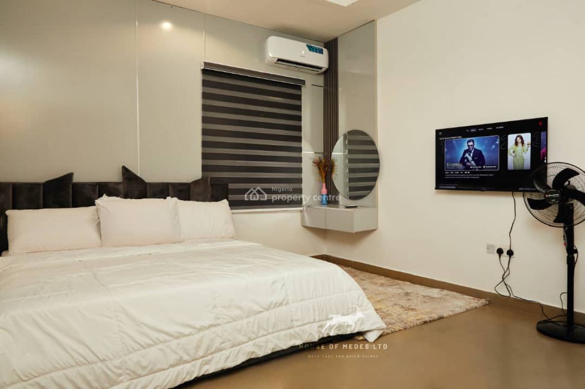 Well Furnished 2 Bedroom Flat, Gilmore Area, Jahi, Abuja, Flat / Apartment for Rent