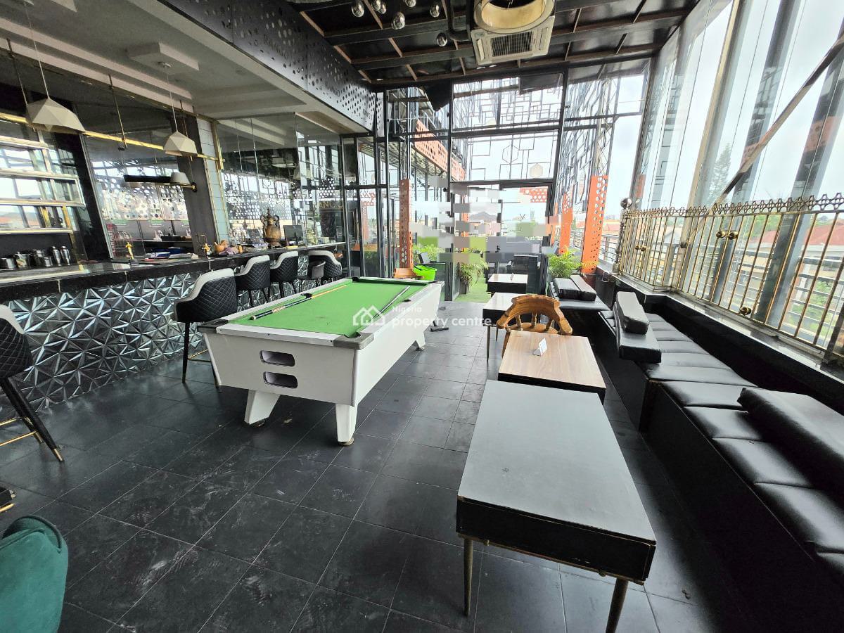 Spacious Lounge & Restaurant Measuring 527 Sqm, Off Admiralty Way, Lekki Phase 1, Lekki, Lagos, Restaurant / Bar for Rent