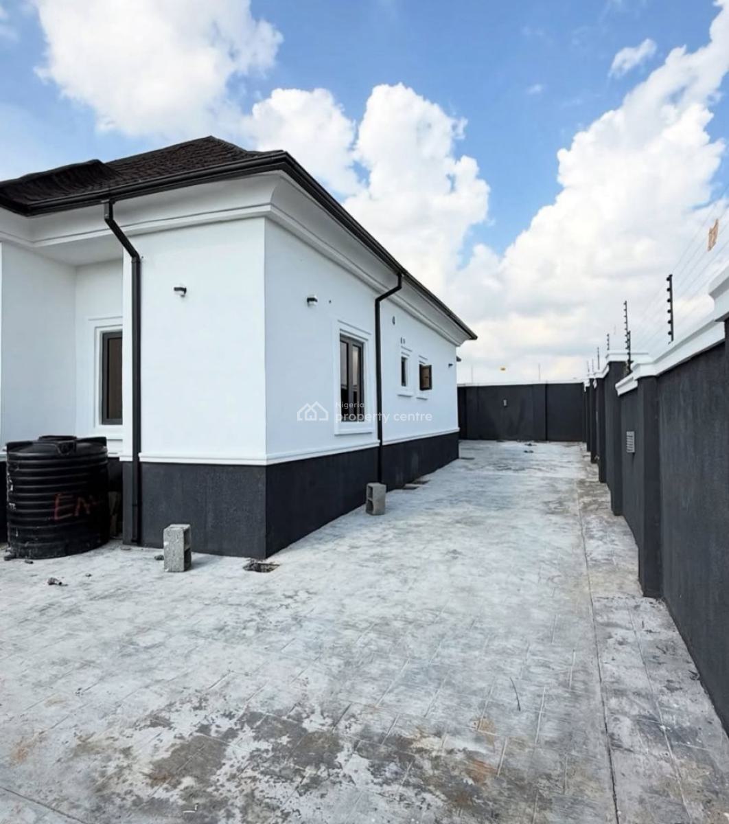 Newly Built 3 Bedroom Bungalow & Bq, Gwarinpa, Abuja, Flat / Apartment for Rent