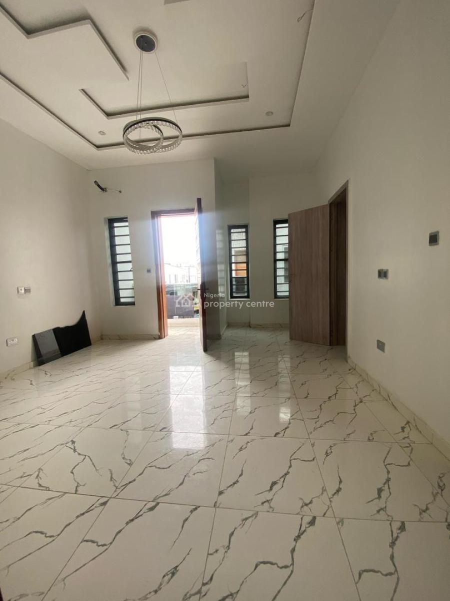 4 Bedroom Semi Detached with Bq, Ikota, Lekki, Lagos, Semi-detached Duplex for Rent