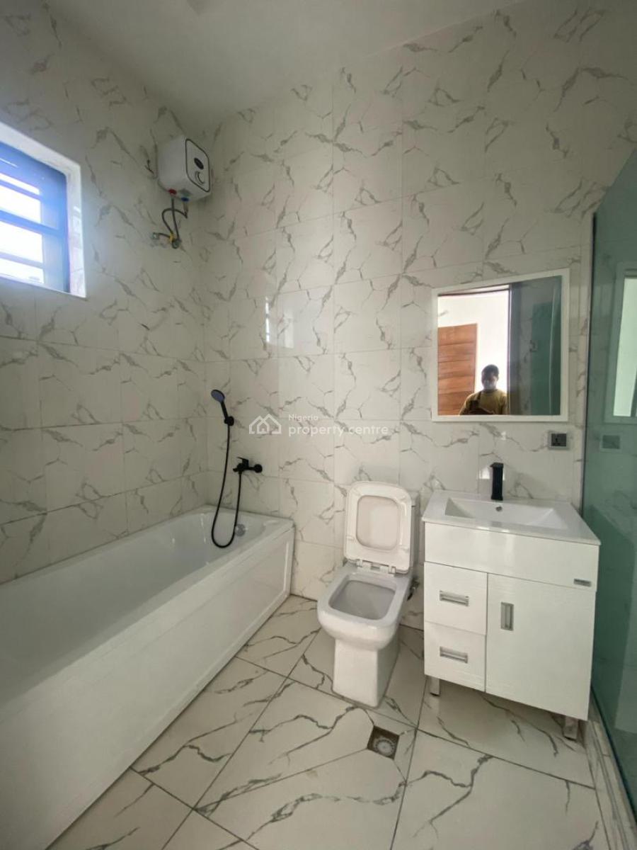 4 Bedroom Semi Detached with Bq, Ikota, Lekki, Lagos, Semi-detached Duplex for Rent