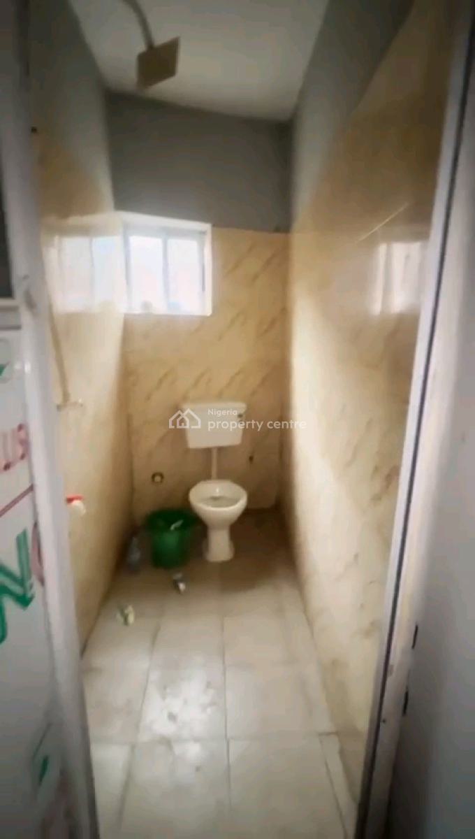 a Decent and Standard Miniflat, Upstairs with Pop, Personal Balcony, Jibowu-waec Axis, Yaba, Lagos, Mini Flat (room and Parlour) for Rent