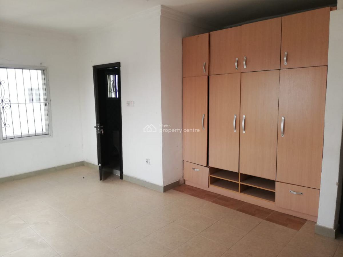 Serviced 3 Bedroom Apartment with Bq Upstairs, Kusenla Road, Ikate Elegushi, Lekki, Lagos, Flat / Apartment for Rent