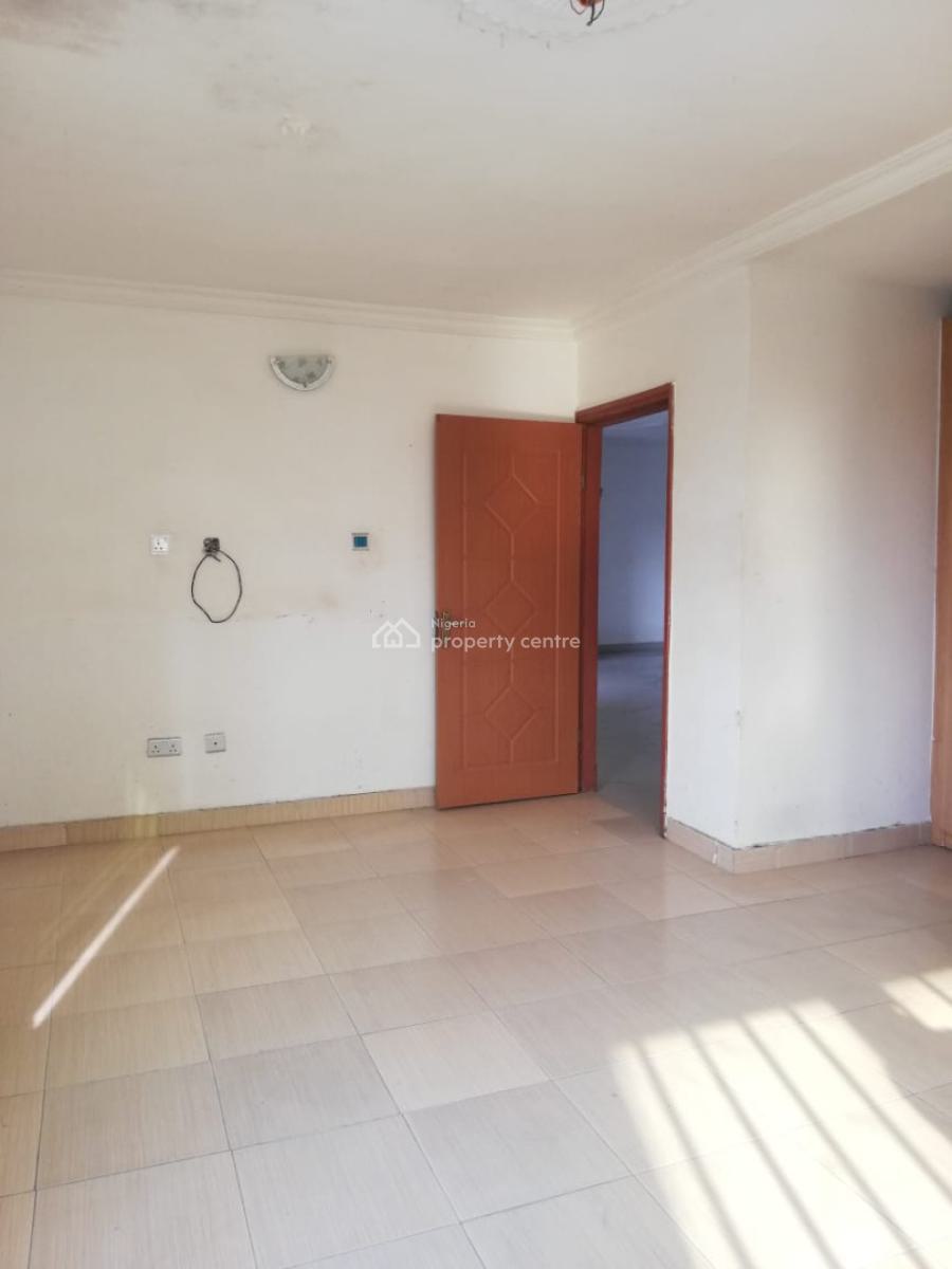 Serviced 3 Bedroom Apartment with Bq Upstairs, Kusenla Road, Ikate Elegushi, Lekki, Lagos, Flat / Apartment for Rent