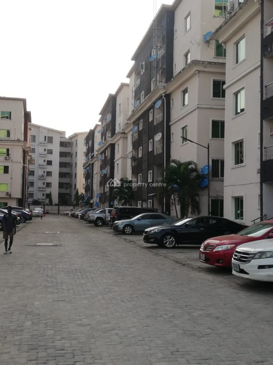 Serviced 3 Bedroom Apartment with Bq Upstairs, Kusenla Road, Ikate Elegushi, Lekki, Lagos, Flat / Apartment for Rent