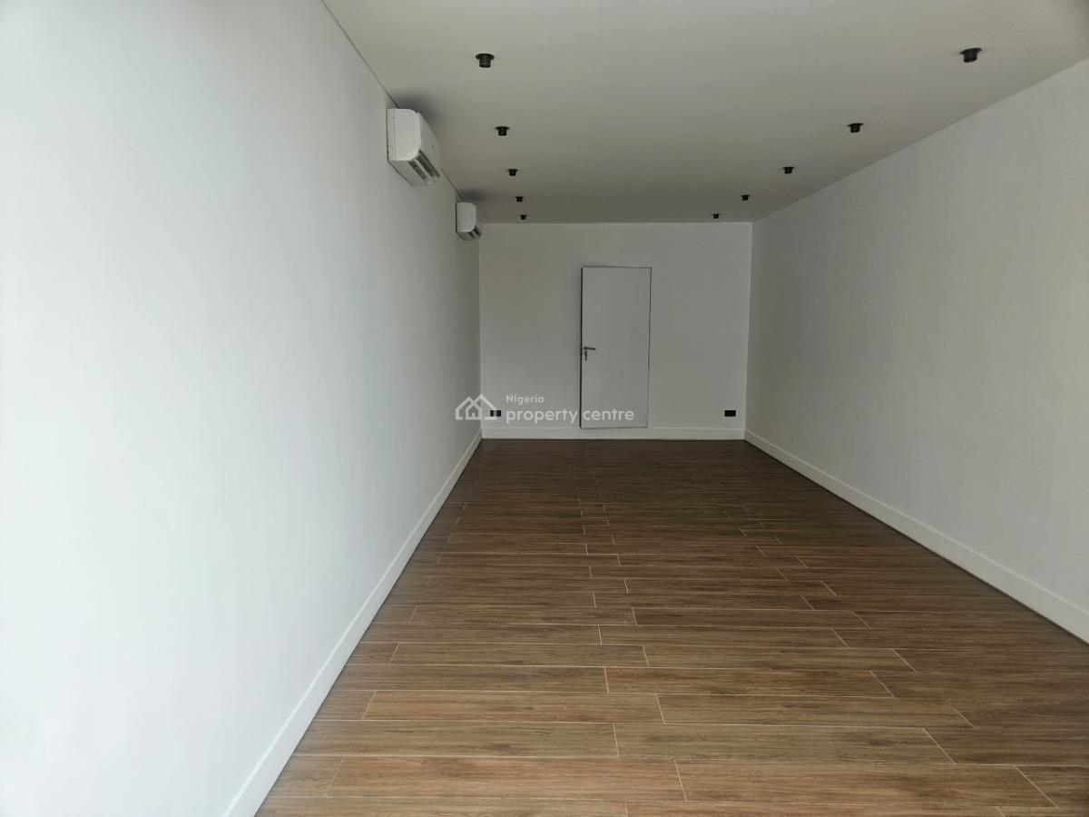 300 Sqm First Floor Retail Space, Ikeja Gra, Ikeja, Lagos, Shop for Rent