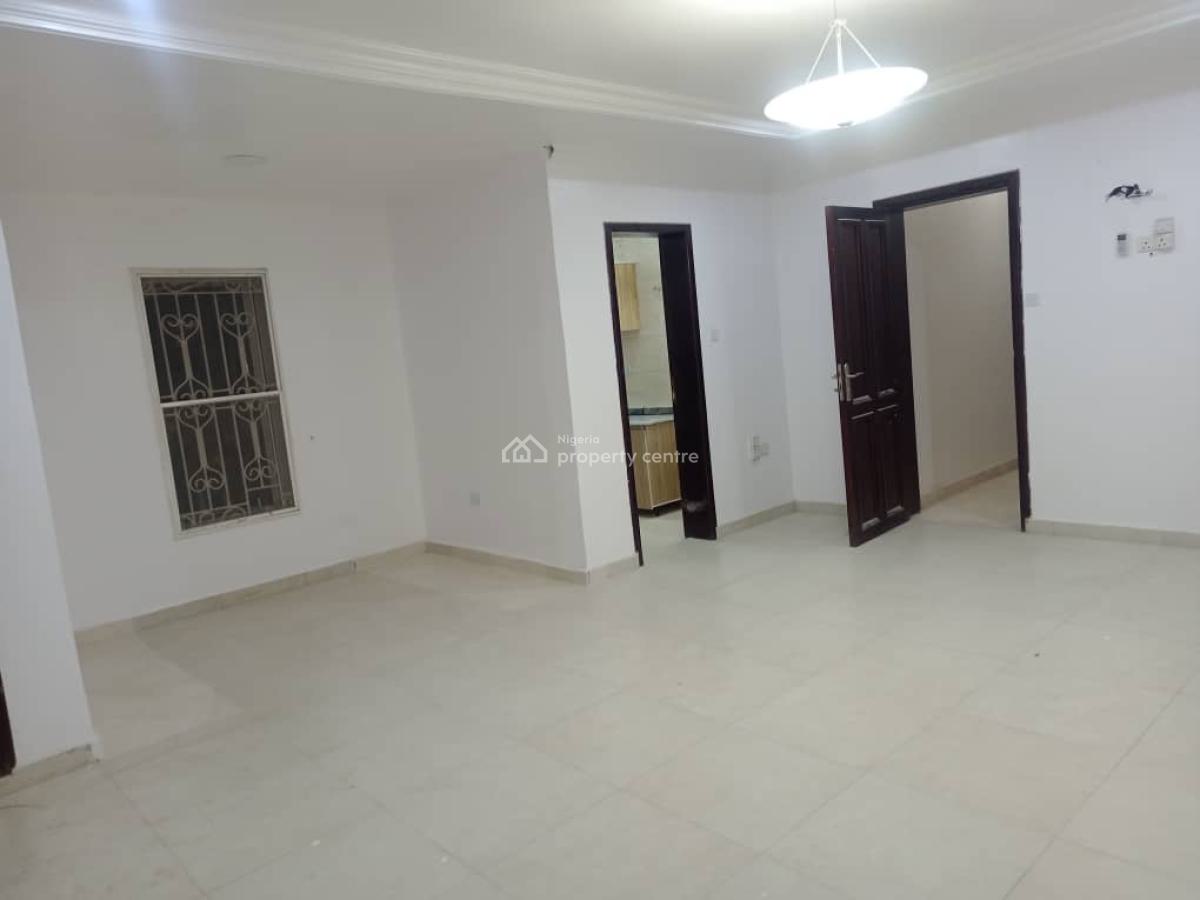 1 Bedroom Flat, Lekki Phase 1, Lekki, Lagos, Mini Flat (room and Parlour) for Rent