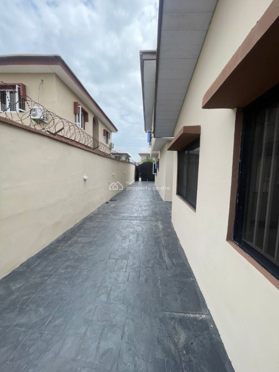 5 Bedroom Semi Detached Duplex+ 3 Bedroom Chalet, Femi Okunnu Estate, Lekki, Lagos, Semi-detached Duplex for Rent
