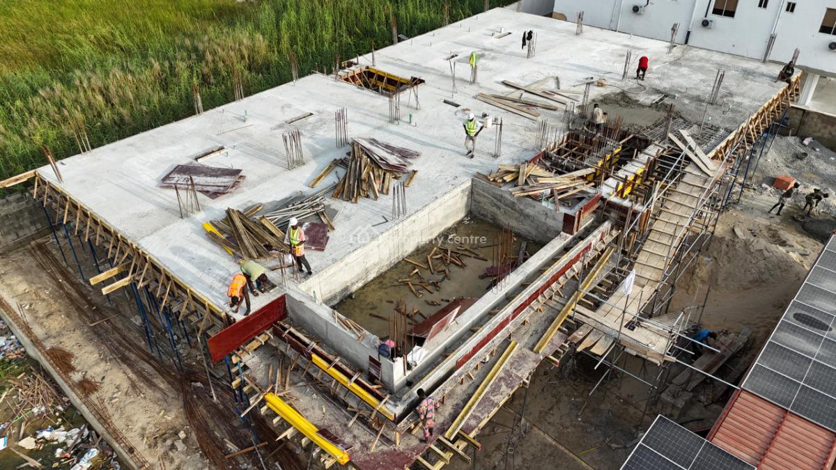 2 Bedrooms Luxury Apartments, Lekki Phase 1, Lekki, Lagos, Flat / Apartment for Sale