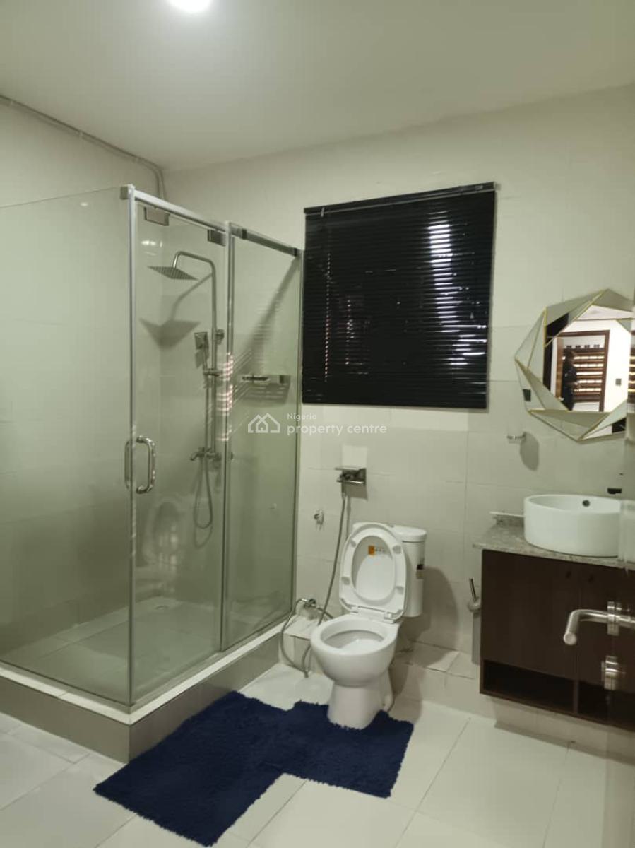Centrally Located and Move-in Ready One Bedroom Luxury Apartment, Ademola Adetokunbo Crescent, Wuse 2, Abuja, Mini Flat (room and Parlour) for Rent