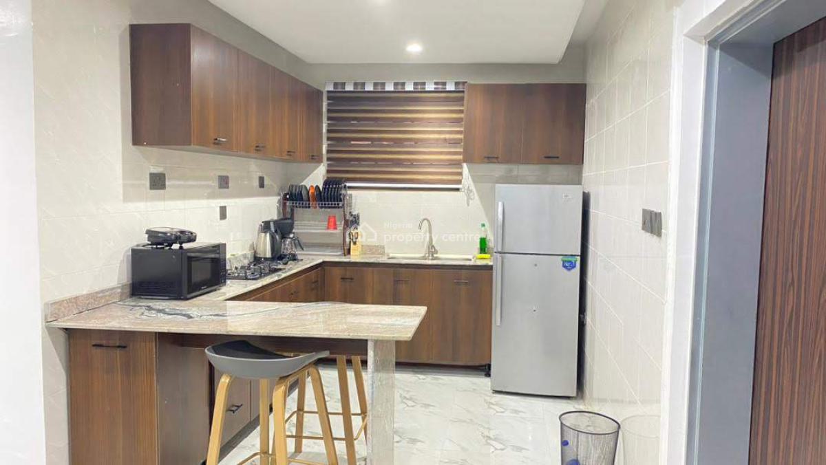 Centrally Located and Move-in Ready One Bedroom Luxury Apartment, Ademola Adetokunbo Crescent, Wuse 2, Abuja, Mini Flat (room and Parlour) for Rent