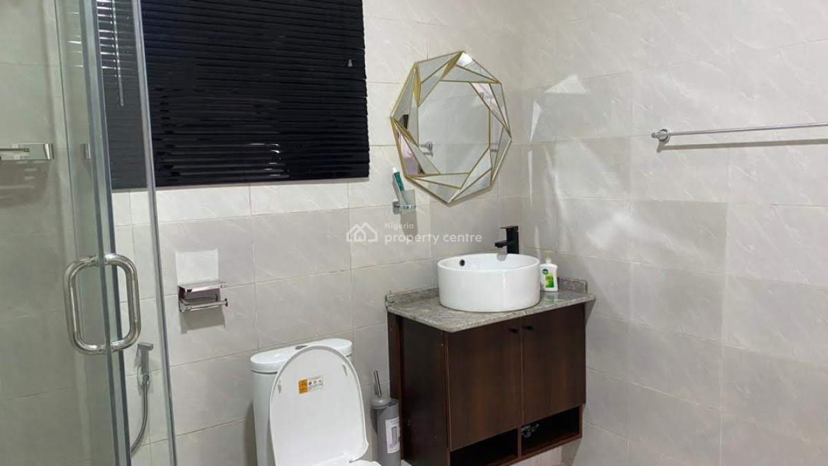 Centrally Located and Move-in Ready One Bedroom Luxury Apartment, Ademola Adetokunbo Crescent, Wuse 2, Abuja, Mini Flat (room and Parlour) for Rent