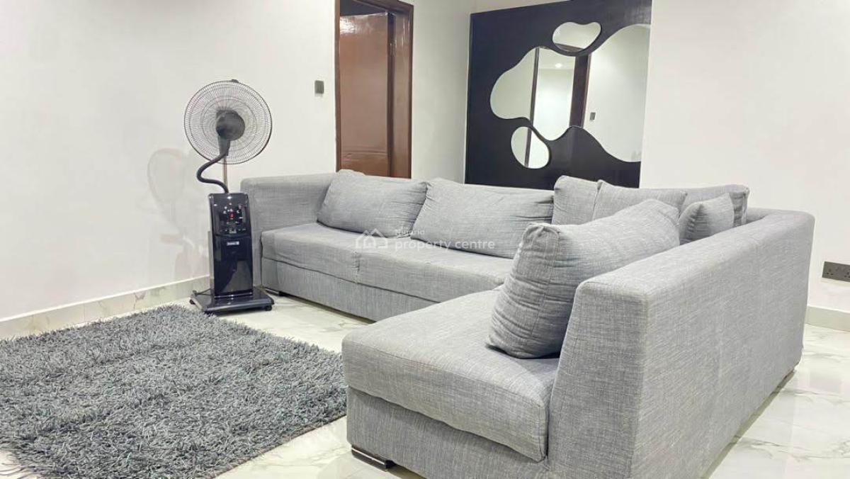Centrally Located and Move-in Ready One Bedroom Luxury Apartment, Ademola Adetokunbo Crescent, Wuse 2, Abuja, Mini Flat (room and Parlour) for Rent