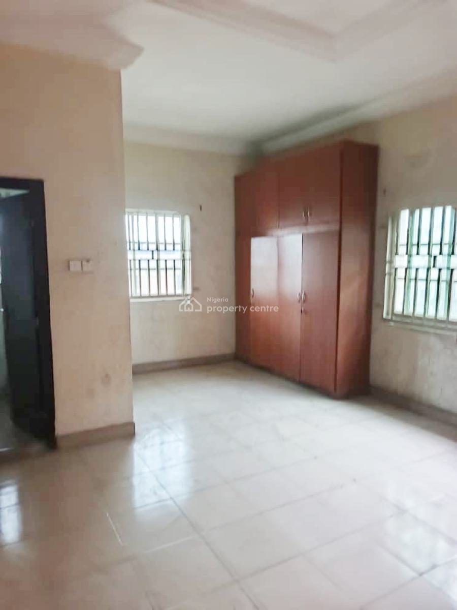 Luxury 3 Bedroom Flat, Off Ogunnusi Road, Omole Phase 1, Ikeja, Lagos, Flat / Apartment for Rent