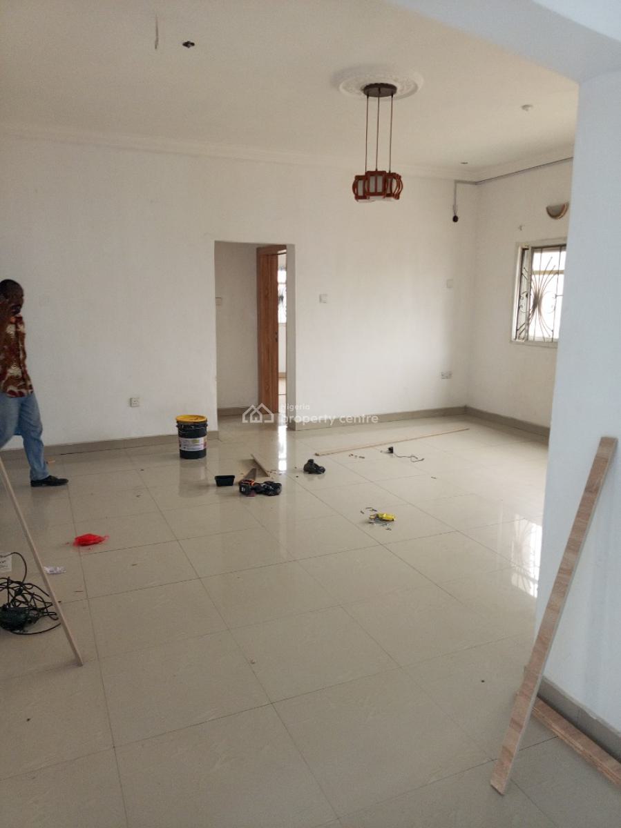 Beautiful Spacious 3bedroom Flat Upstairs at Ajah Ilaje Off Mobil Road, Ajah Ilaje of Mobil Road, Ilaje, Ajah, Lagos, Terraced Duplex for Rent