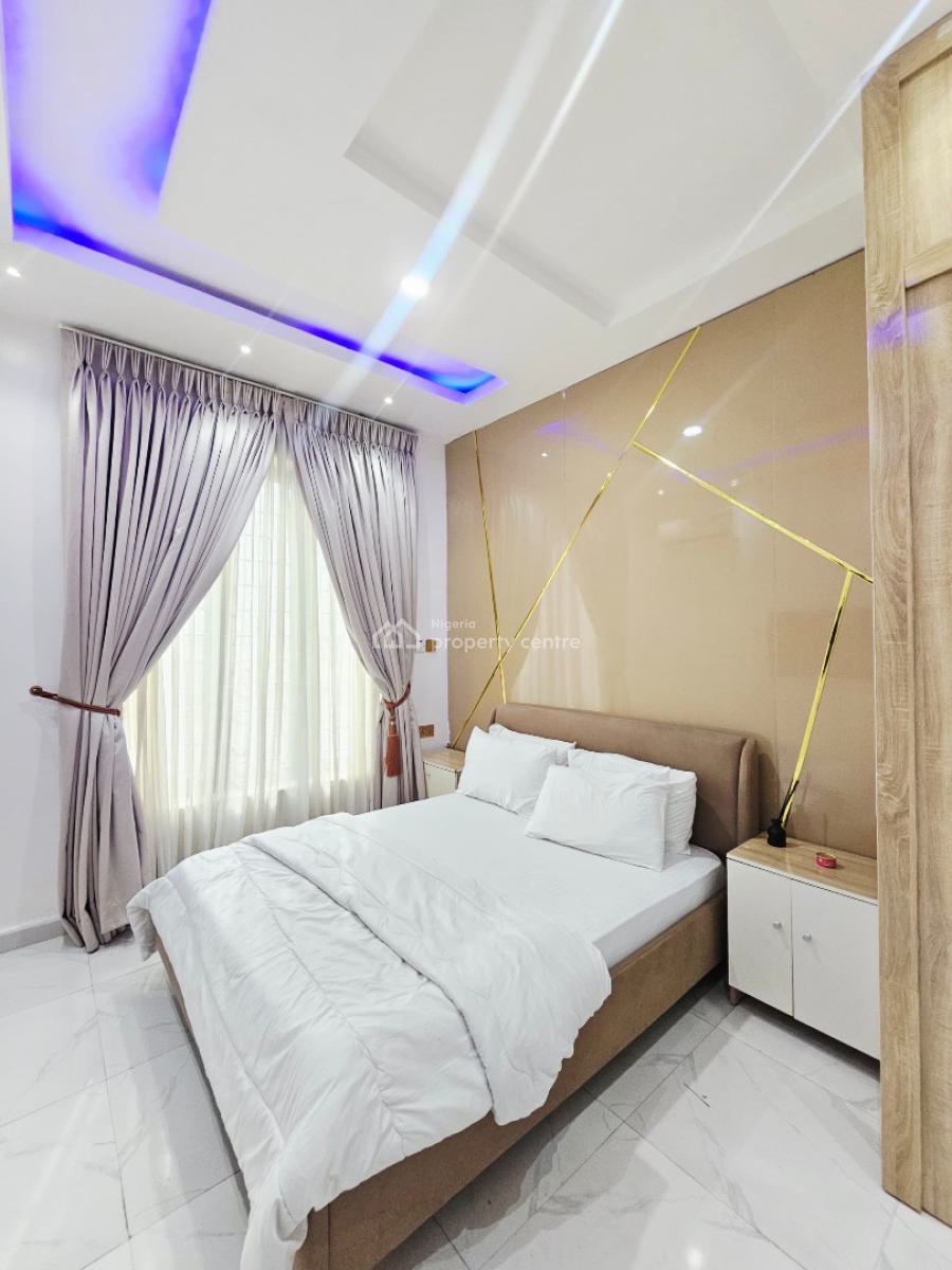 2 Bedroom Apartment with Elevator & 10kva Solar Inverter + Lithium Bat, Ikate, Lekki Phase 1, Lekki, Lagos, Block of Flats for Sale