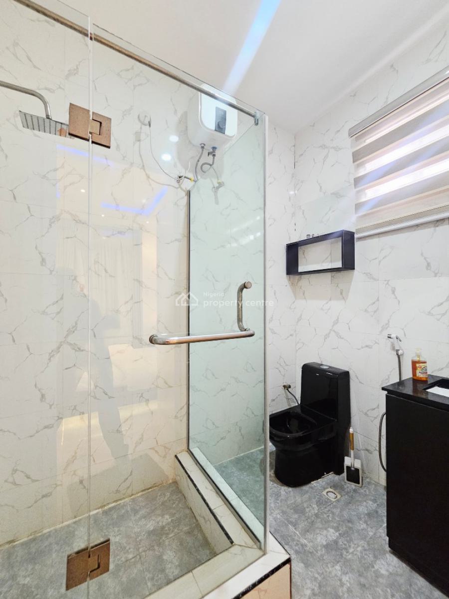 2 Bedroom Apartment with Elevator & 10kva Solar Inverter + Lithium Bat, Ikate, Lekki Phase 1, Lekki, Lagos, Block of Flats for Sale