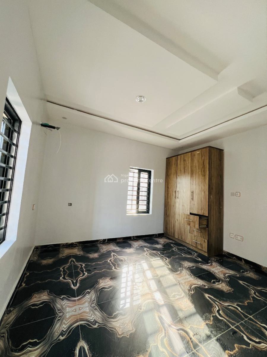 Very Sharp Standard 2 Bedroom Apartment in a Well Secured Estate, Ajayi Apata Just After Shoperight, Sangotedo, Sangotedo, Ajah, Lagos, Flat / Apartment for Rent