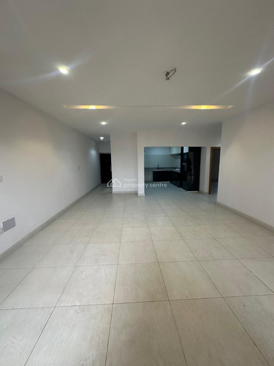 Fully Serviced 2-bedroom Apartment with Swimming Pool, Gym & Elevator, Lekki Phase 1, Lekki, Lagos, Flat / Apartment for Sale