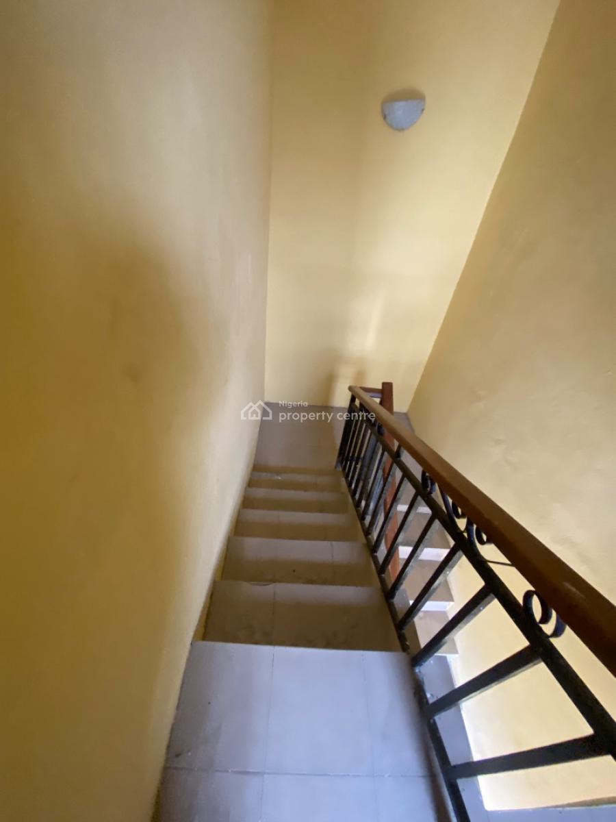Very Affordable 3 Bedroom Apartment (upstairs, Agunbiade Axis, Ogombo, Ajah, Lagos, Flat / Apartment for Rent