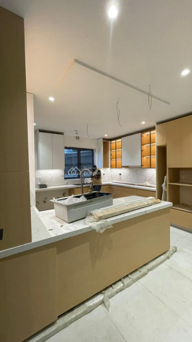 Newly Built 4 Bedroom Maisonette + Bq, Ikoyi, Lagos, Flat / Apartment for Rent