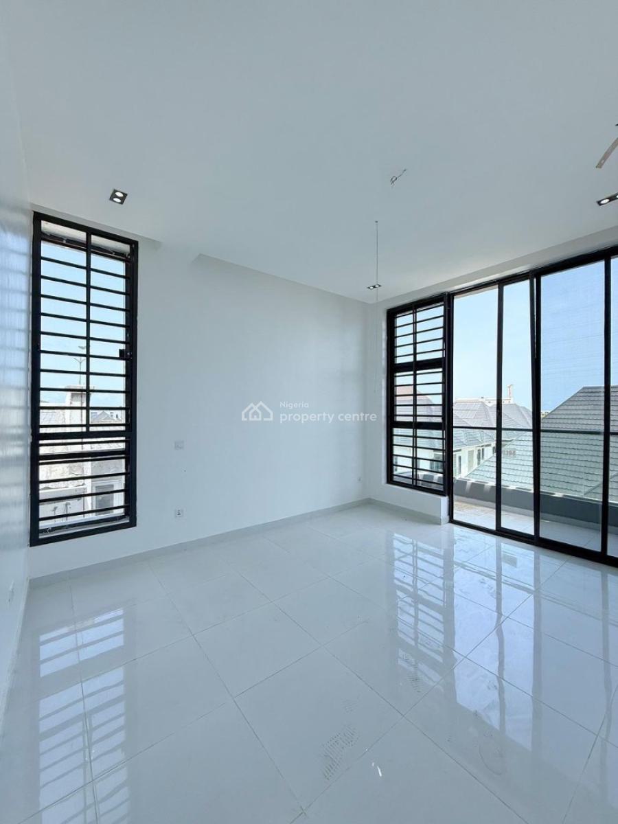 Beautifully Finished 2 Bedrooms En-suite, Ologolo, Lekki, Lagos, Flat / Apartment for Sale