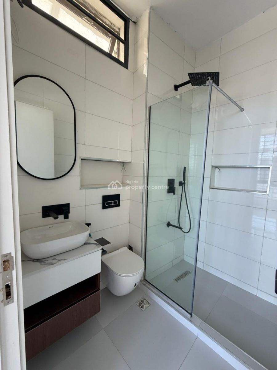 Beautifully Finished 2 Bedrooms En-suite, Ologolo, Lekki, Lagos, Flat / Apartment for Sale