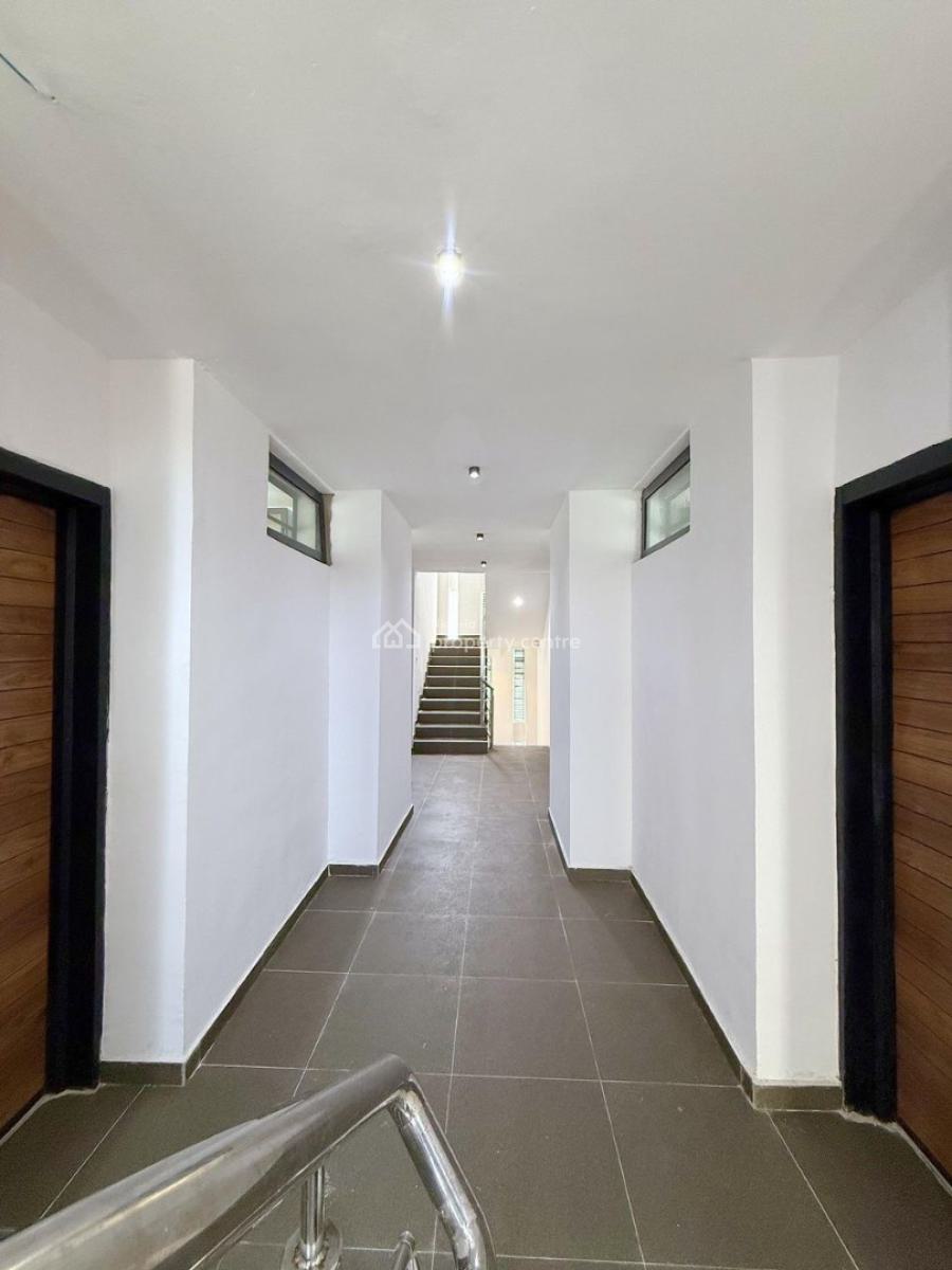 Beautifully Finished 2 Bedrooms En-suite, Ologolo, Lekki, Lagos, Flat / Apartment for Sale
