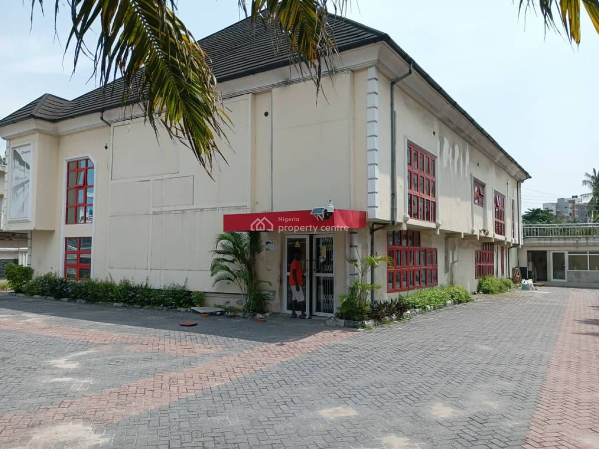 Commercial Building in a Good Location, Victoria Island (vi), Lagos, Commercial Property for Rent