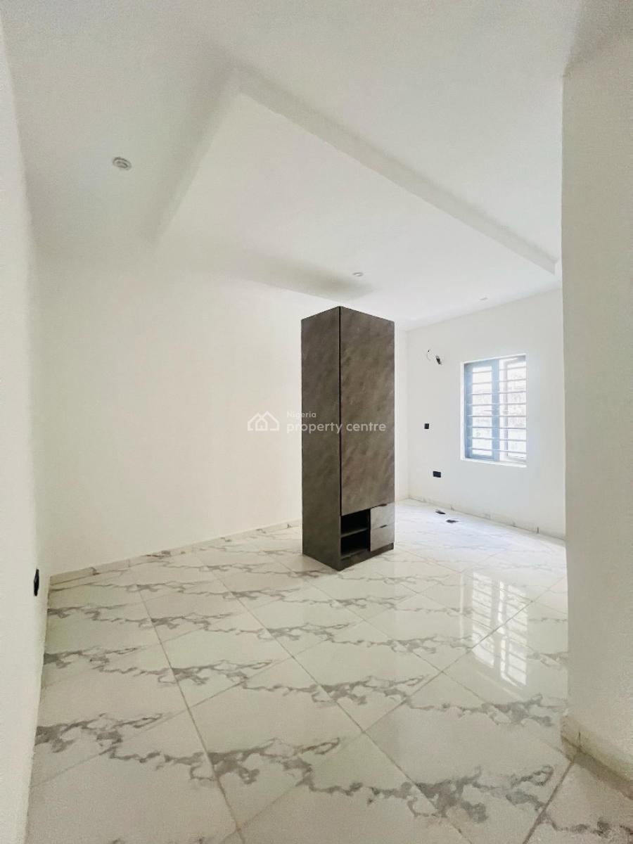 Luxury 2/3 Bedroom Apartment Plus Gym and Generator, Ikeja, Lagos, House for Sale