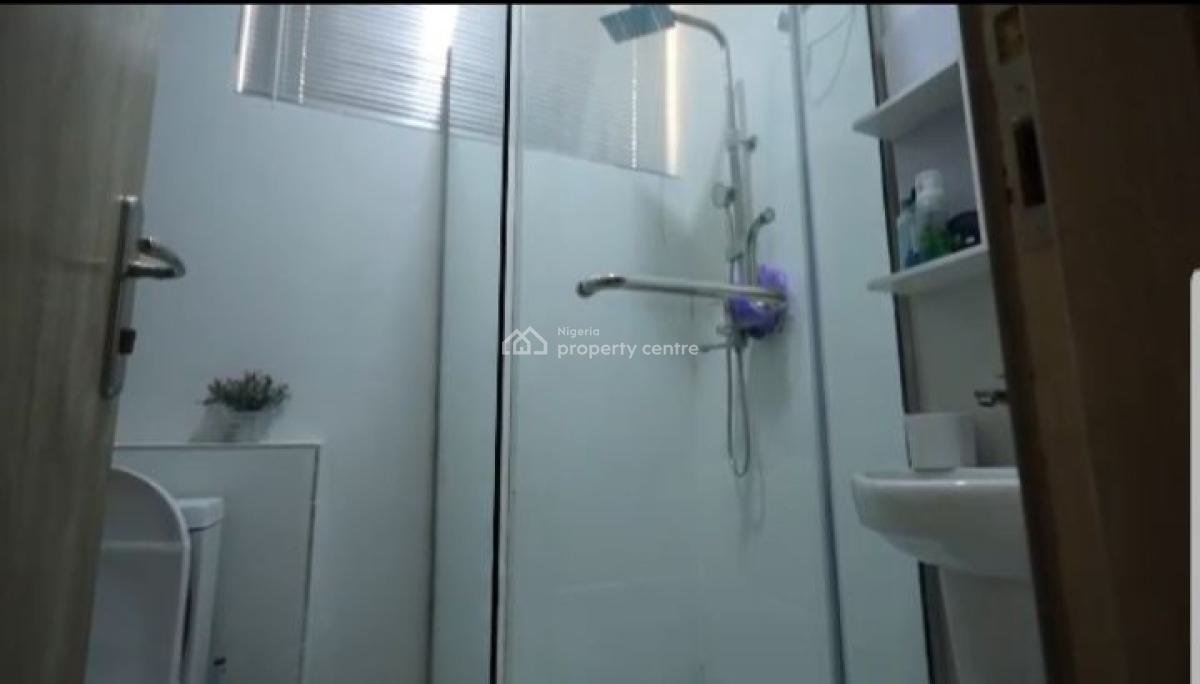 Fully Serviced & Furnished 1 Bedroom Apartment (24hrs Power), Maben Estate, Chevron Drive, Lekki, Lagos, Flat / Apartment for Rent
