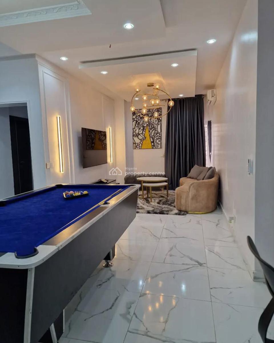 Cozy 2-bedroom Apartment with Snooker, Ikate, Lekki, Lagos, Flat / Apartment Short Let