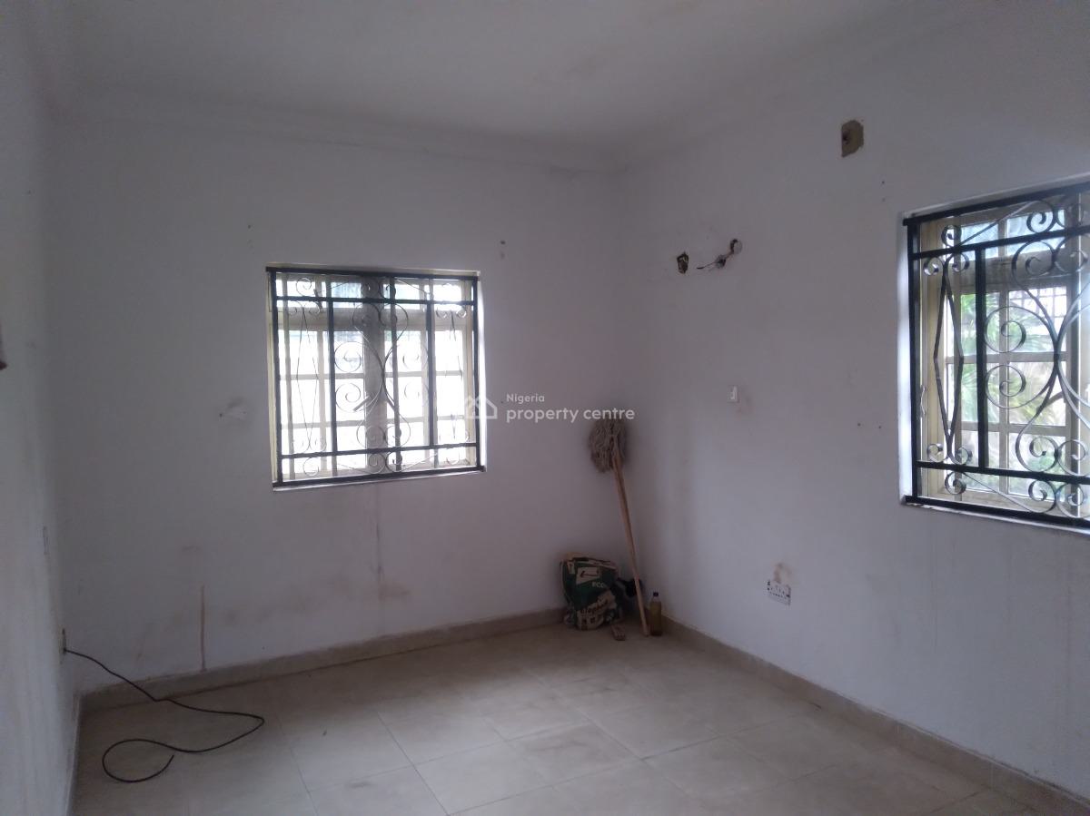 Ground Floor Three (3) Bedroom Flat, Lekki Phase 1, Lekki, Lagos, Flat / Apartment for Rent