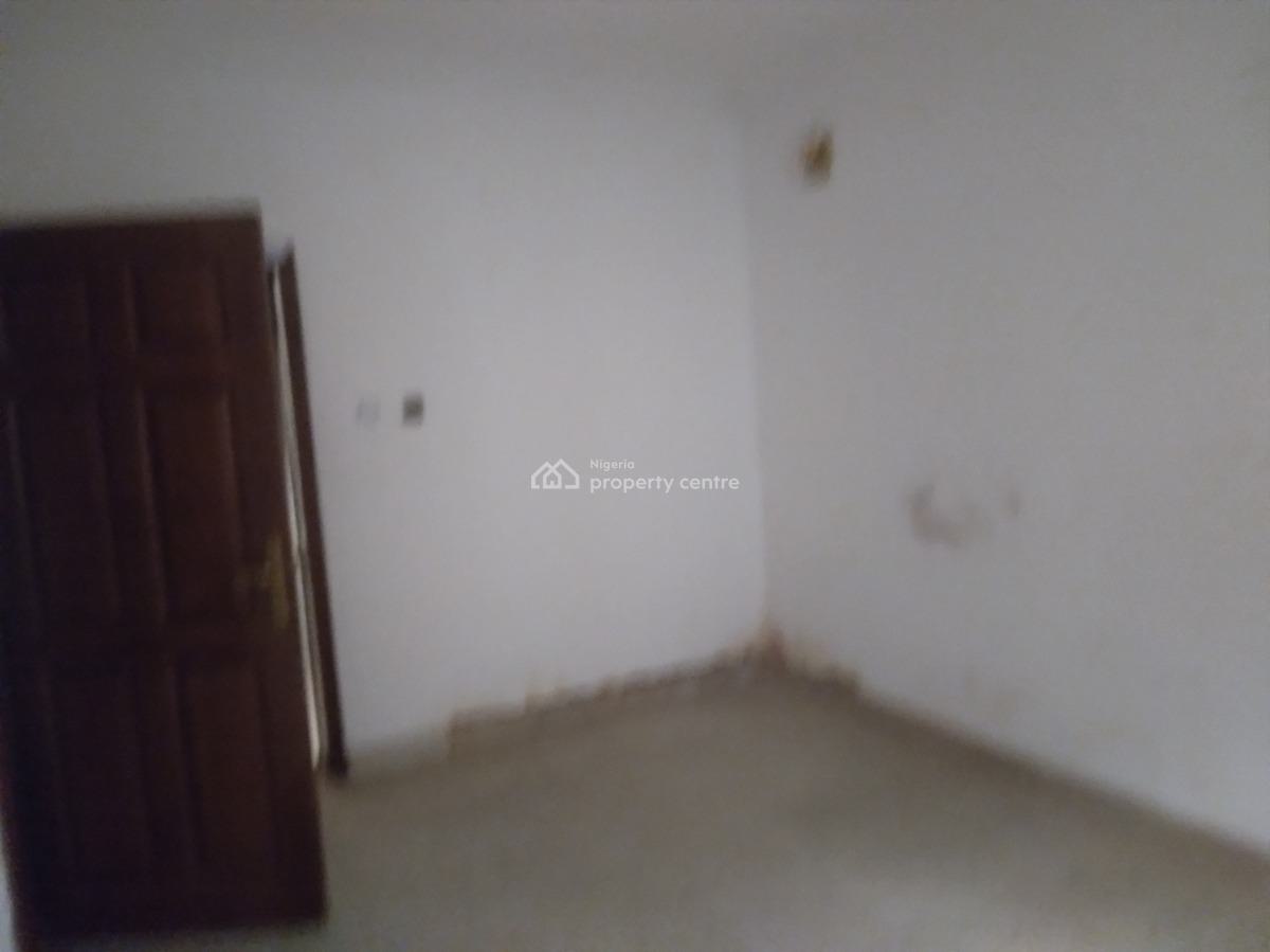 Ground Floor Three (3) Bedroom Flat, Lekki Phase 1, Lekki, Lagos, Flat / Apartment for Rent