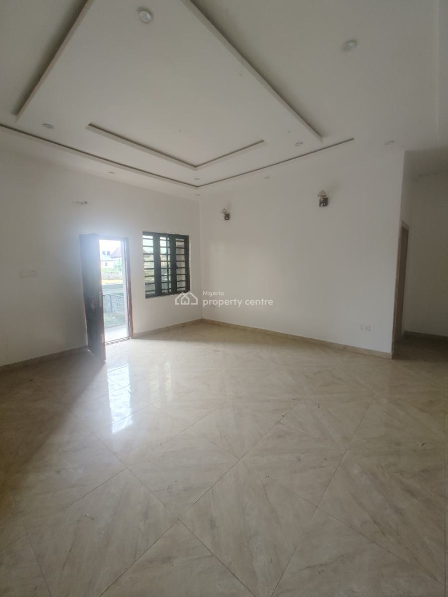 Massive 2 Bedroom Apartment, Upstairs in an Estate, Sangotedo, Sangotedo, Ajah, Lagos, Flat / Apartment for Rent