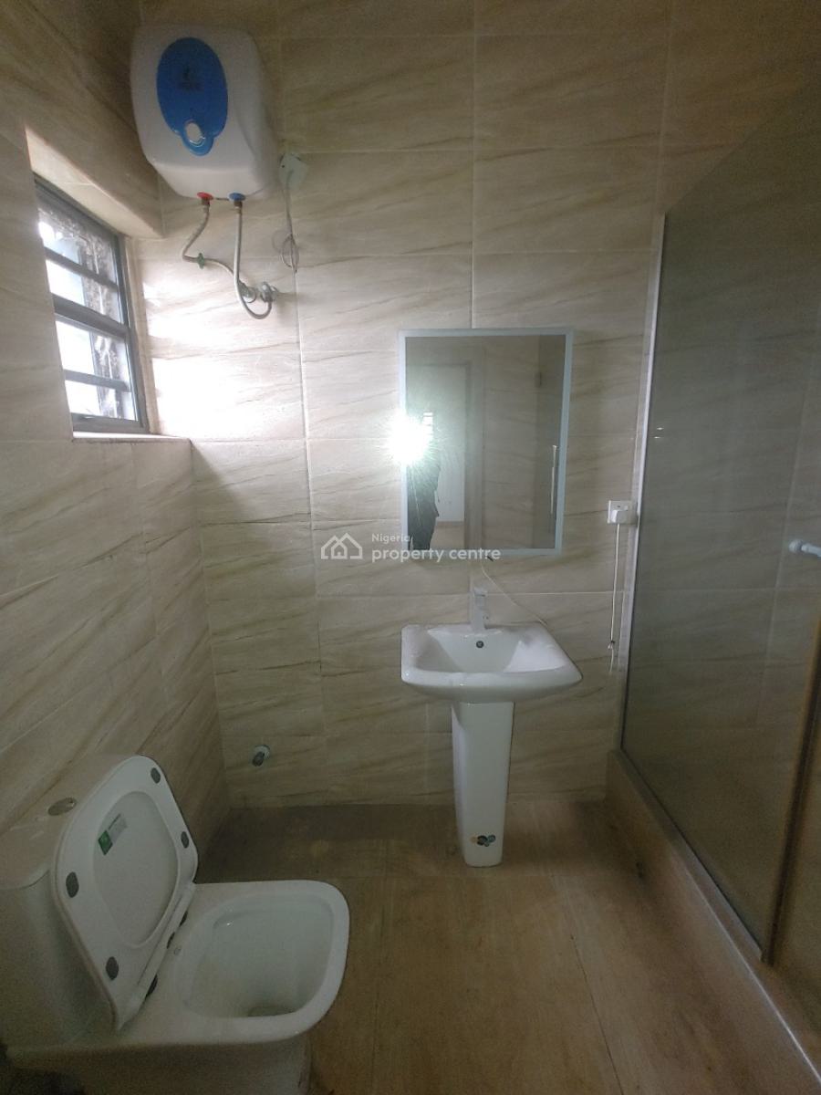 Massive 2 Bedroom Apartment, Upstairs in an Estate, Sangotedo, Sangotedo, Ajah, Lagos, Flat / Apartment for Rent