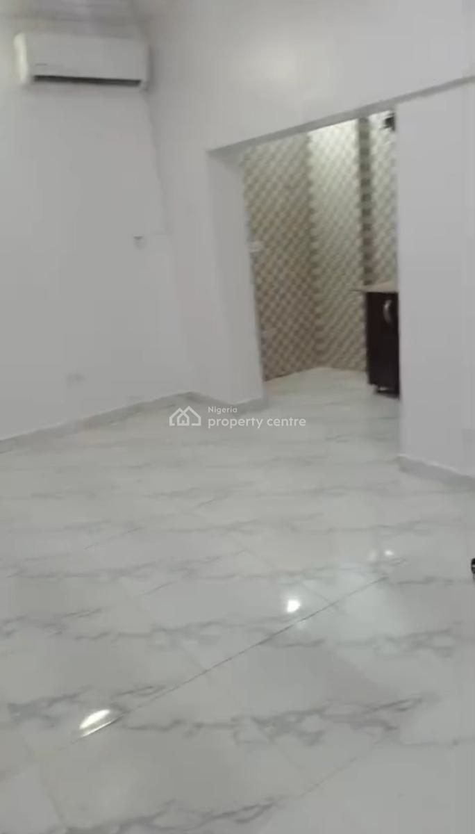 2 Bedroom Flat (video Available), Lekki Phase 1, Lekki, Lagos, Flat / Apartment for Rent