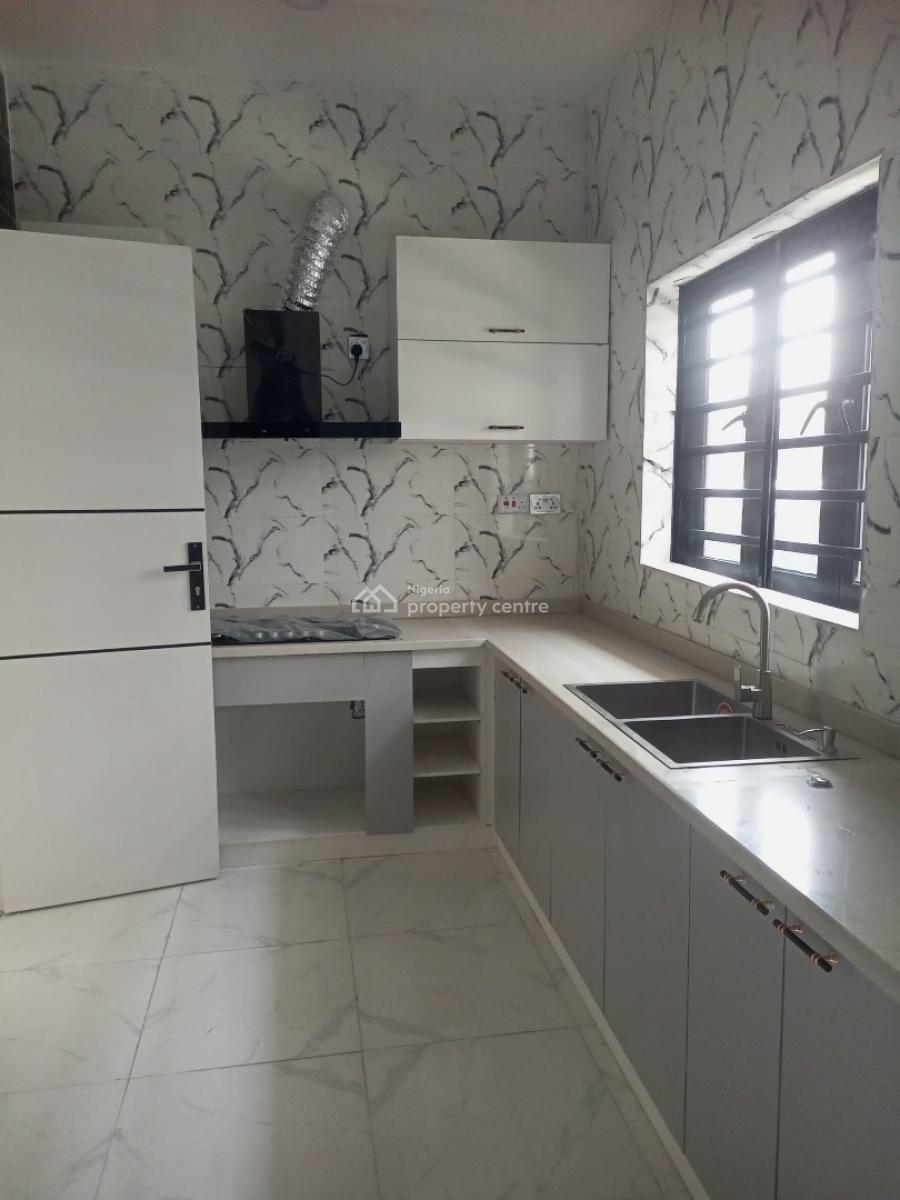 Luxury 4bedroom, Ikota Gra, Lekki, Lagos, Semi-detached Duplex for Rent