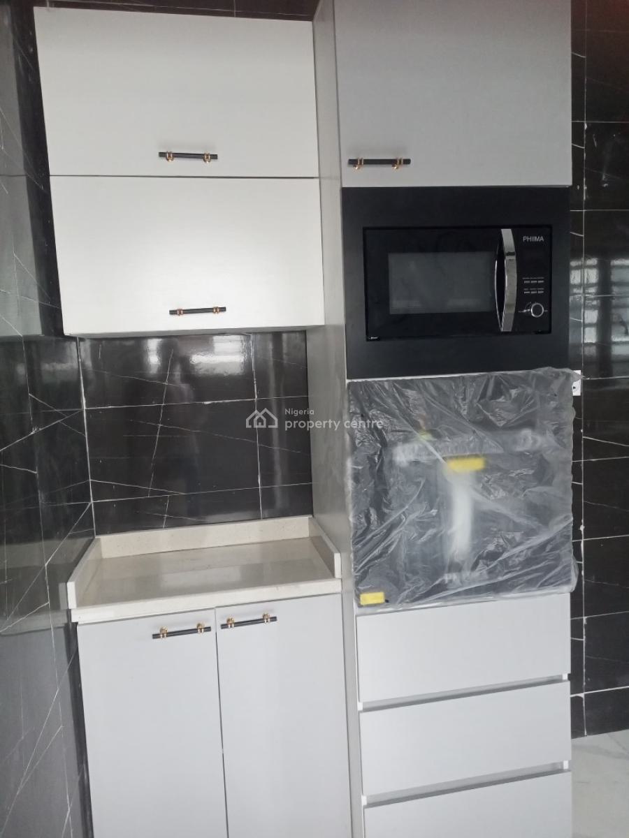 Luxury 4bedroom, Ikota Gra, Lekki, Lagos, Semi-detached Duplex for Rent