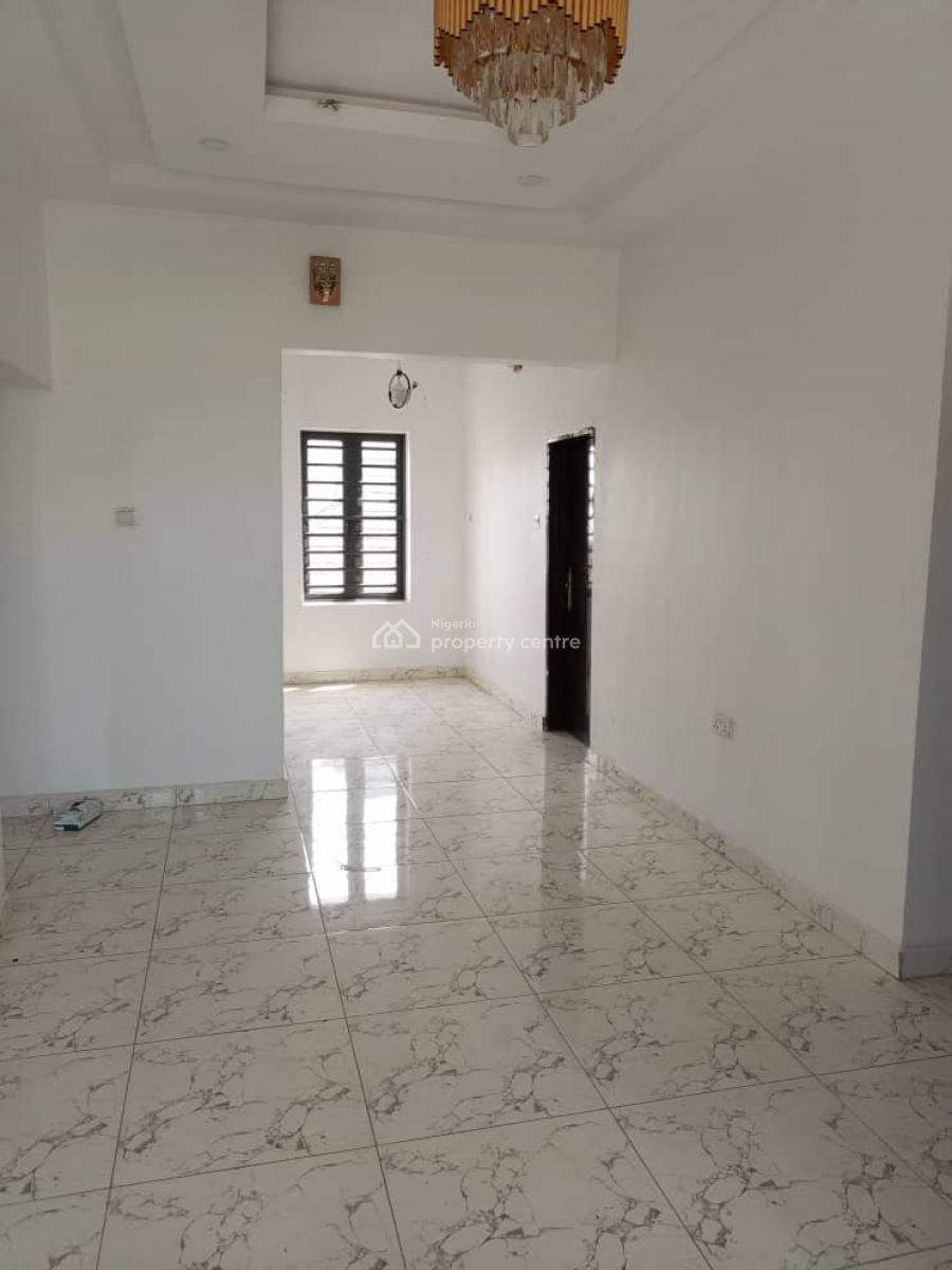 Luxury 4bedroom, Ikota Gra, Lekki, Lagos, Semi-detached Duplex for Rent