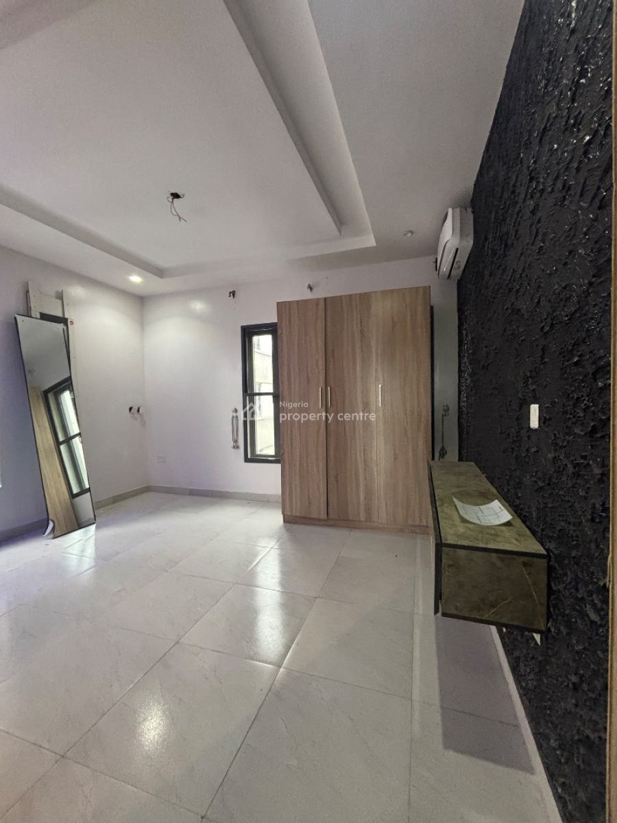 2 Bedroom Apartment with Swimming Pool , Gym , Game Room, Ikate Elegushi, Lekki, Lagos, Flat / Apartment for Rent