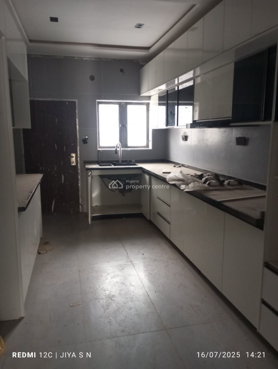 Newly Built 5 Bedroom Terrace Duplex on 2 Floors, By American International School, Durumi, Abuja, Terraced Duplex for Sale
