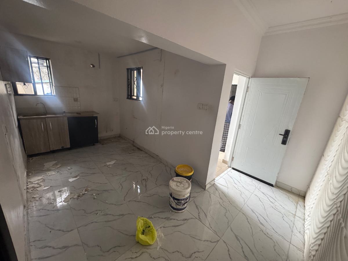 a Nice and Spacious Room and Parlour Available, Off Admiralty Road, Lekki Phase 1, Lekki, Lagos, Mini Flat (room and Parlour) for Rent