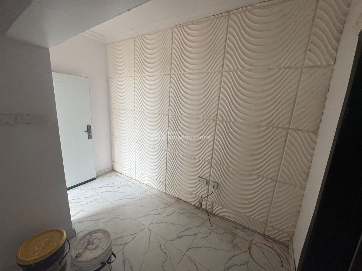 a Nice and Spacious Room and Parlour Available, Off Admiralty Road, Lekki Phase 1, Lekki, Lagos, Mini Flat (room and Parlour) for Rent