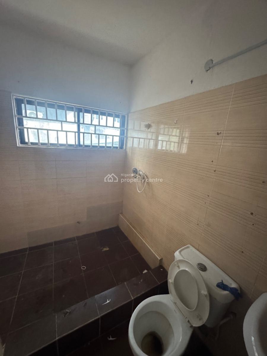 a Nice and Spacious Room and Parlour Available, Off Admiralty Road, Lekki Phase 1, Lekki, Lagos, Mini Flat (room and Parlour) for Rent