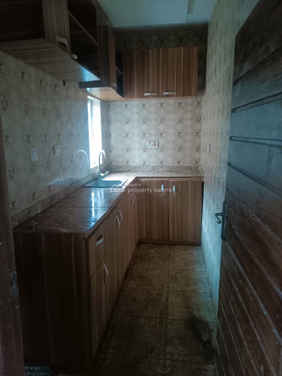Pop 2 Bedroom Flat, Oreyo, Igbogbo, Ikorodu, Lagos, Detached Bungalow for Rent