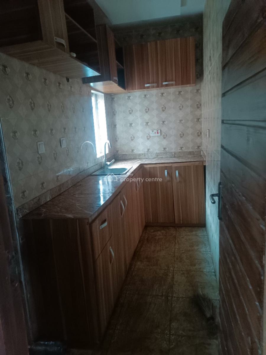 Pop 2 Bedroom Flat, Oreyo, Igbogbo, Ikorodu, Lagos, Detached Bungalow for Rent