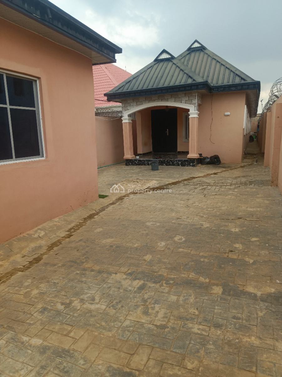 Pop 2 Bedroom Flat, Oreyo, Igbogbo, Ikorodu, Lagos, Detached Bungalow for Rent