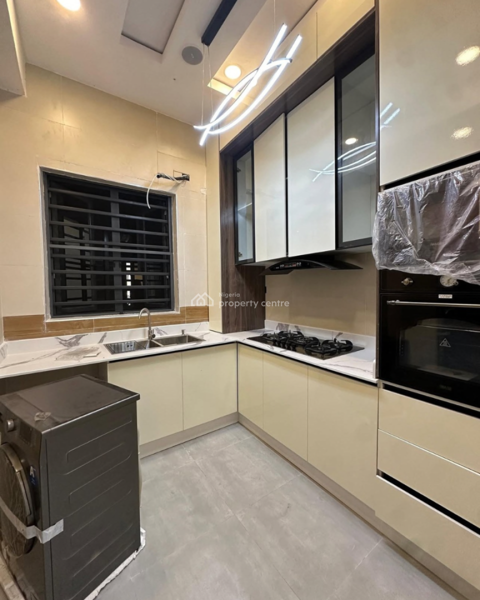 Luxury Fully Serviced 2 Apartment with Elevator and Swimming Pool, By Freedom Way By Lekki Phase 1, Lekki Phase 1, Lekki, Lagos, Flat / Apartment for Sale