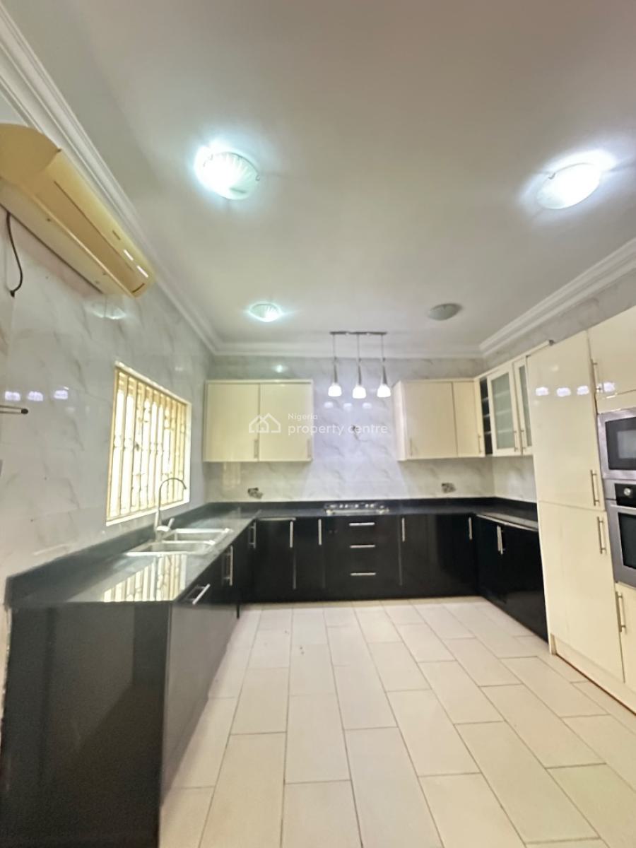 4  Bedroom Semi Detached, Ikoyi, Old Ikoyi, Ikoyi, Lagos, Semi-detached Duplex for Rent